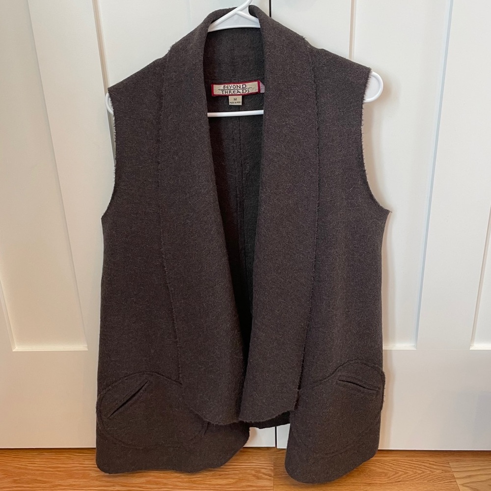 Alpaca Vest (Like NEW)